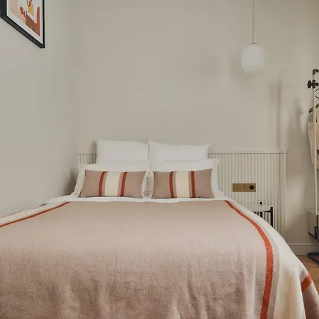 Aparthotel Nestay Sentier