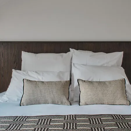 Nestay Sentier Aparthotel