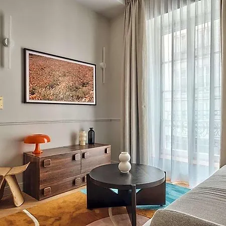 Nestay Sentier Lejlighedshotel 4*