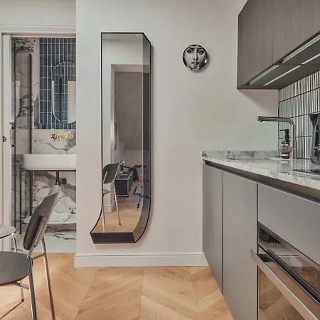 Nestay Sentier Aparthotel