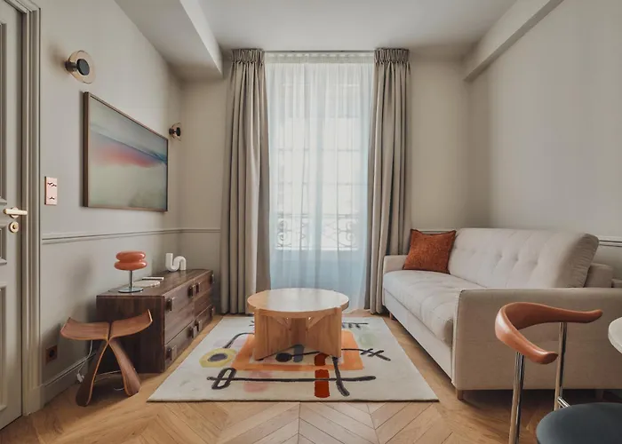 Nestay Sentier Paris