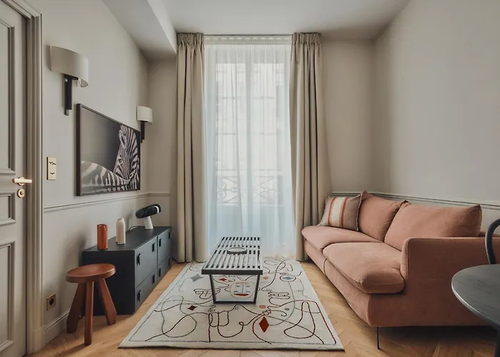 Nestay Sentier Aparthotel Paris