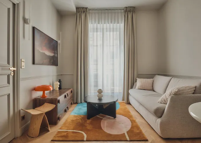 Nestay Sentier Paris