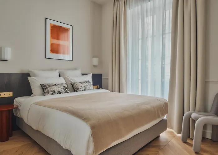 Nestay Sentier Paris