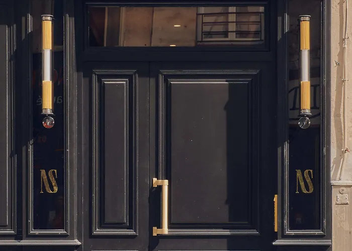 Aparthotel Nestay Sentier