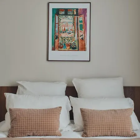 Nestay Sentier Aparthotel 4*