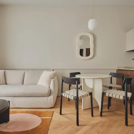 Nestay Sentier Aparthotel *